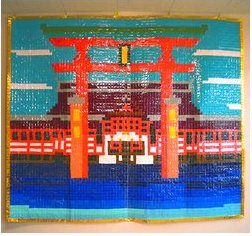 利用者の皆さまが制作した厳島神社の鳥居の貼り絵